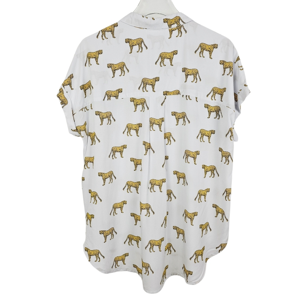 Jane & Delancey Cheetah Print Button Front Shirt NWT - Picture 2 of 8